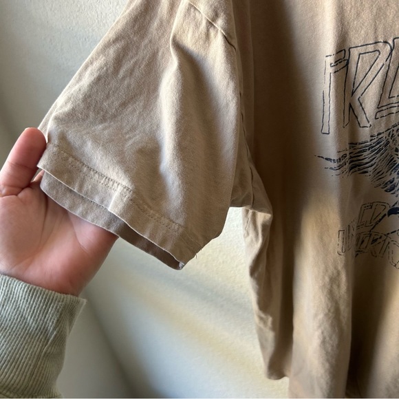 Free Spirit Graphic T-Shirt - Picture 5 of 7